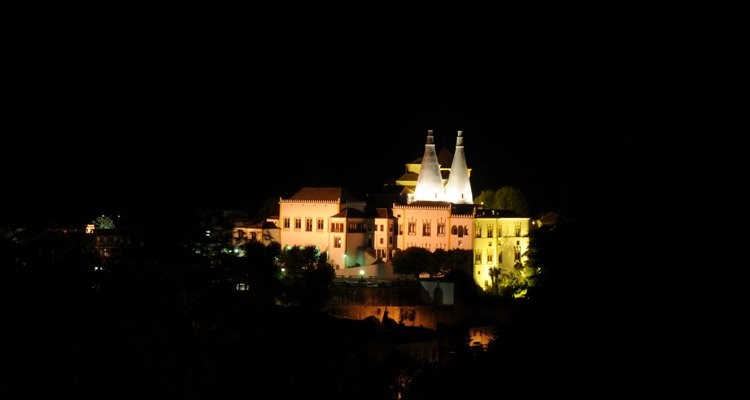 palacio vila noite