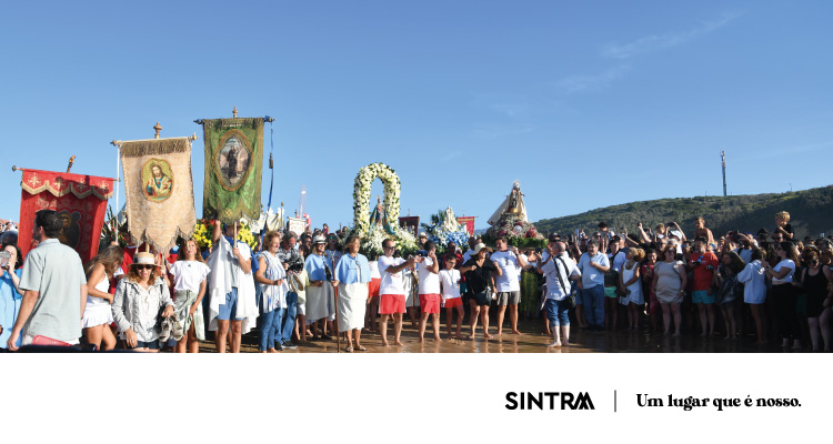 Praia das Maçãs celebra Nossa Senhora da Praia com música, tradição e animação