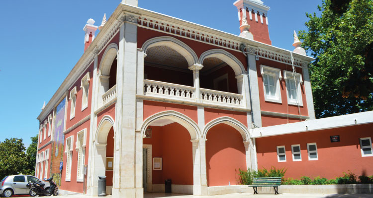 Câmara de Sintra reforça conservação de edifícios municipais | Vários locais