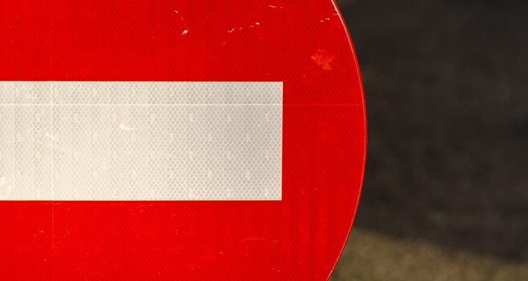 AVISO | Condicionamento de trânsito na R. Barbosa Du Bocage